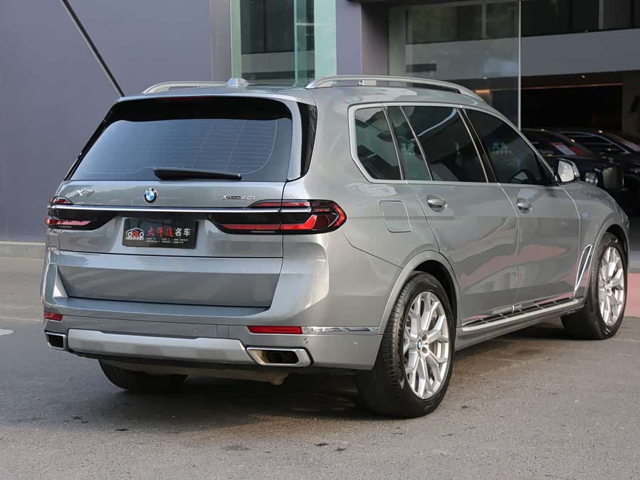 BMW X7 2023 #4 BMW X7 2023 изображение автомобиля #4