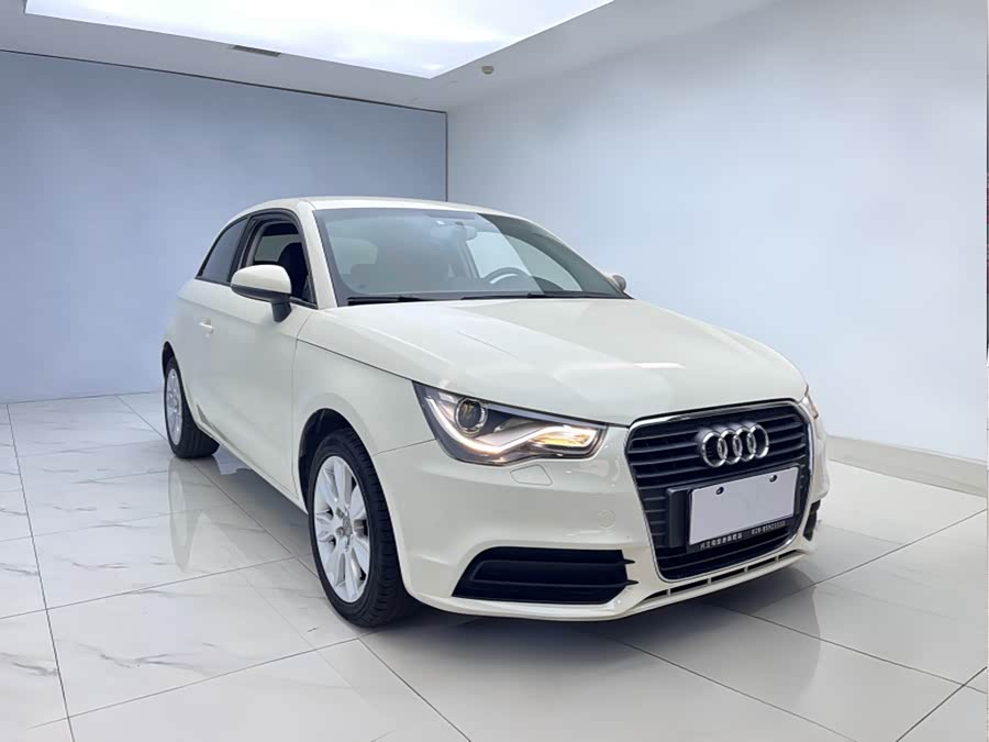 Audi A1 2015 car image #4