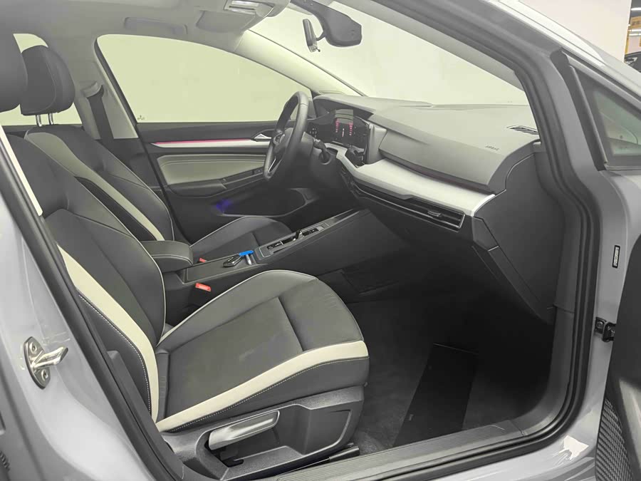 Volkswagen Golf 2024 #4 Volkswagen Golf 2024 car image #4