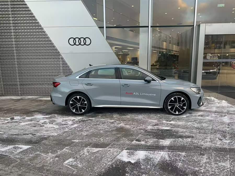 Audi A3 2024 car image #4