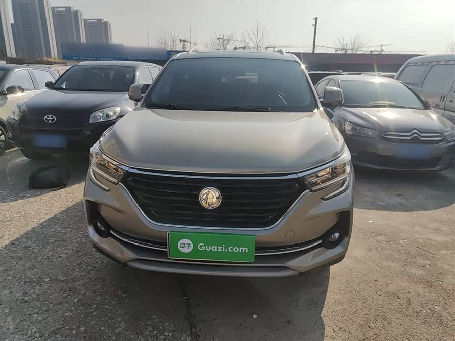 Forthing T5 2020 صورة سيارة #4