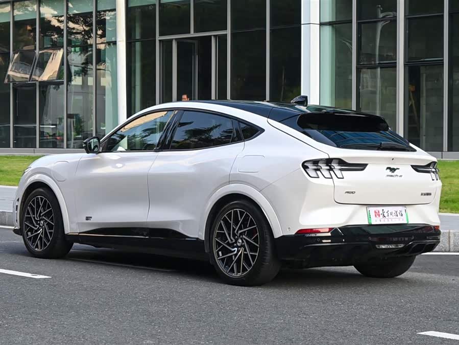 Ford Mustang Mach-E 2023 #4 Ford Mustang Mach-E 2023 car image #4