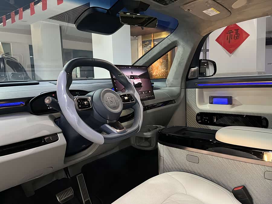 极氪 极氪MIX 2025 汽车图片 #4