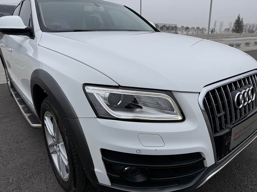 Audi Q5 2018 car image #4