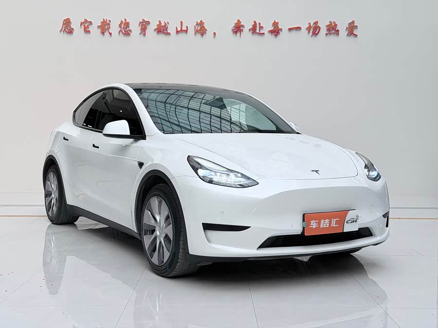 Tesla Model Y 2022 #4 Tesla Model Y 2022 car image #4