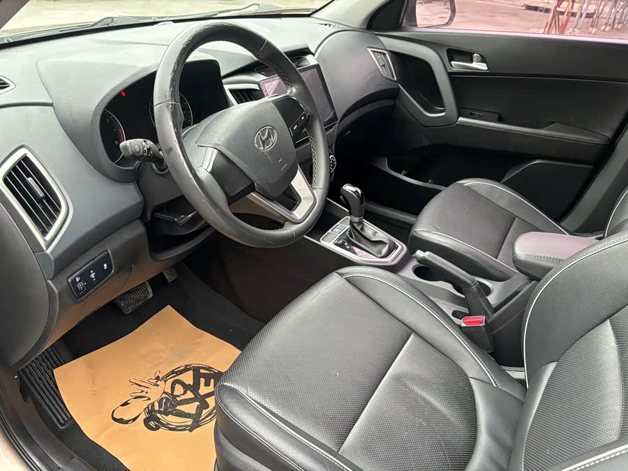 Hyundai ix25 2016 car image #4