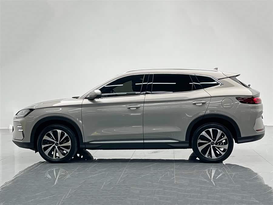 BYD Song Plus New Energy 2024 car image #4
