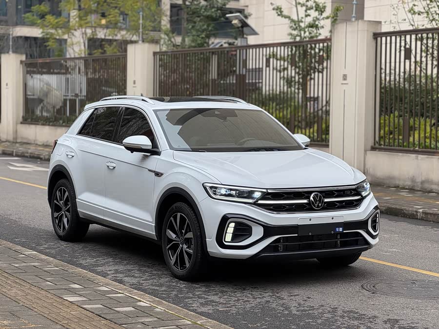 T-Roc 2025 car image #4