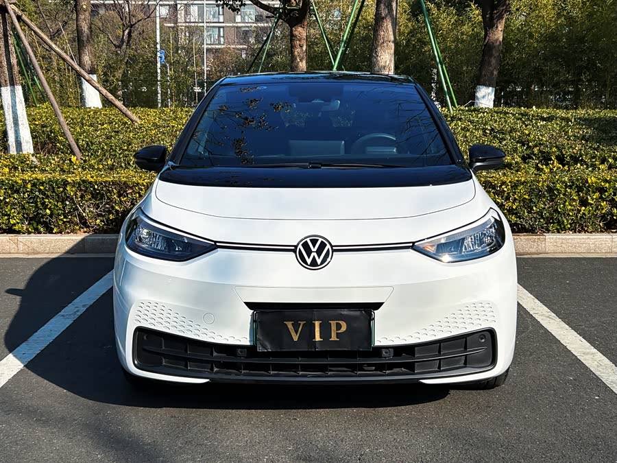 Volkswagen ID.3 2025 immagine di auto #4