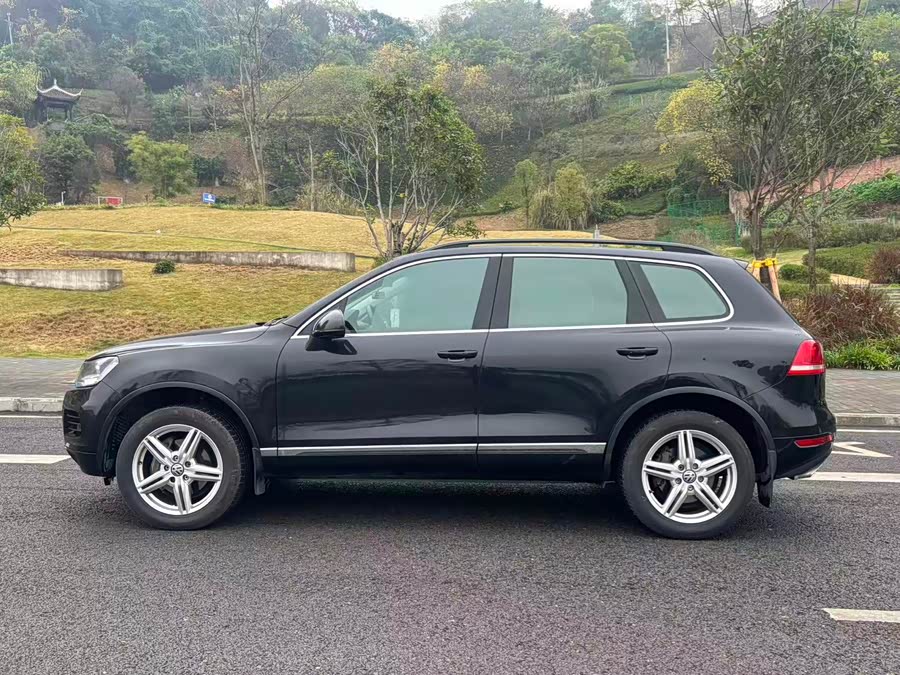 Volkswagen Touareg 2014 car image #4