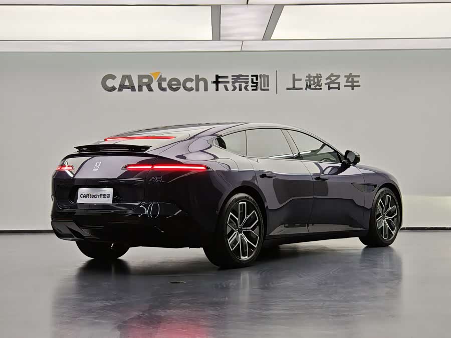 Avatr 12 2024 car image #4