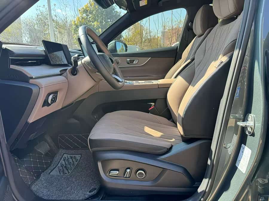 Chery Tiggo 8 Plus 2024 car image #4