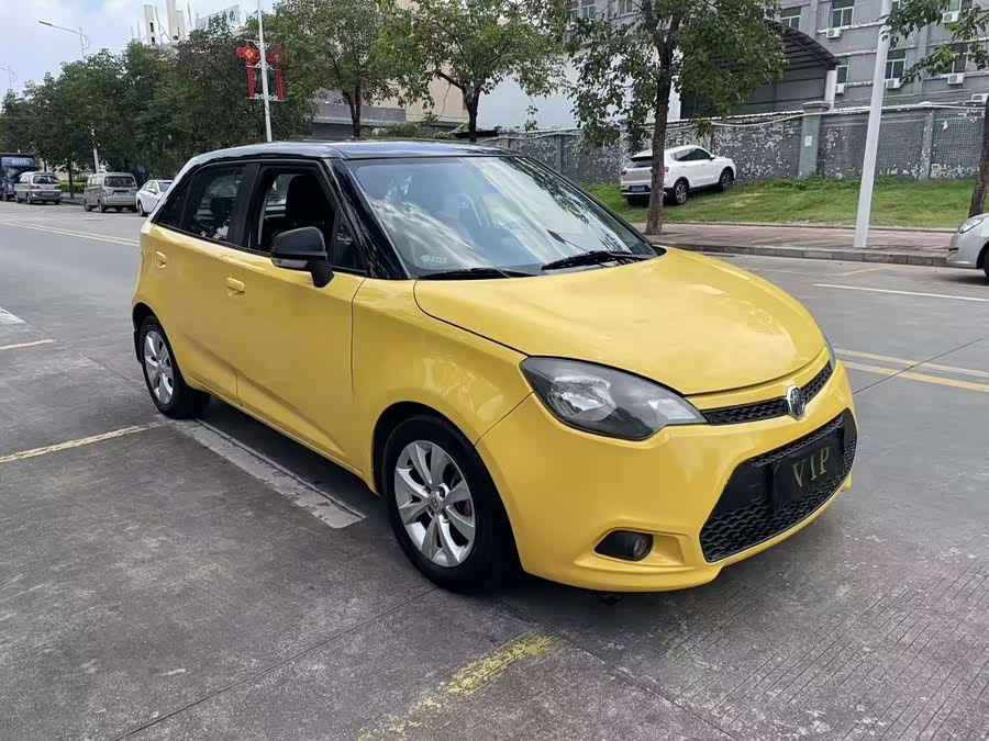 MG 3 2011 car image #4