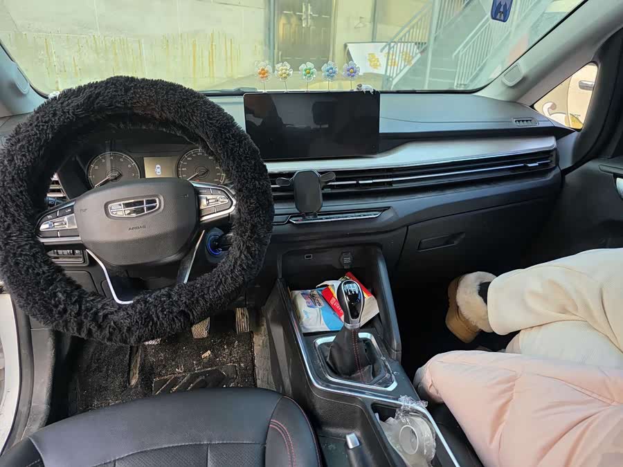 GEELY Vision X3 2022 immagine di auto #4