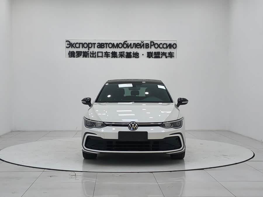 Volkswagen Golf 2022 car image #4