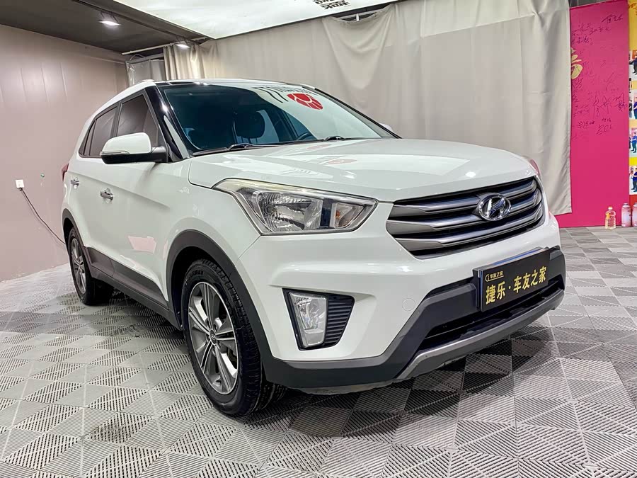 Hyundai ix25 2016 #4 Hyundai ix25 2016 car image #4