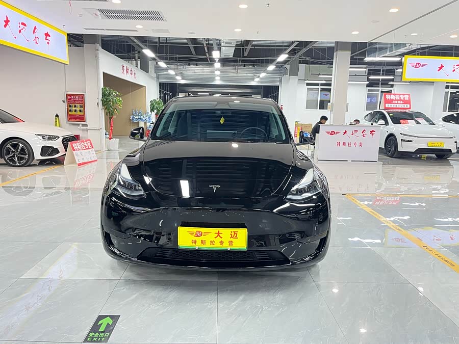 Tesla Model Y 2022 car image #4