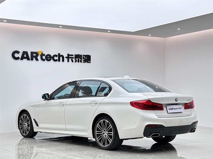 BMW 5 Series 2018 car image #4