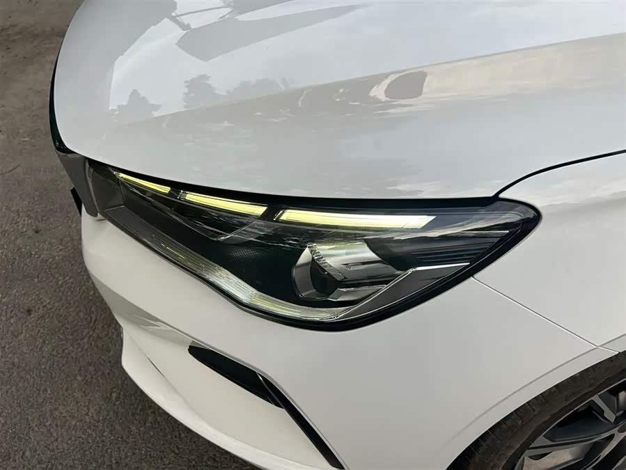 GEELY Emgrand 2022 car image #4