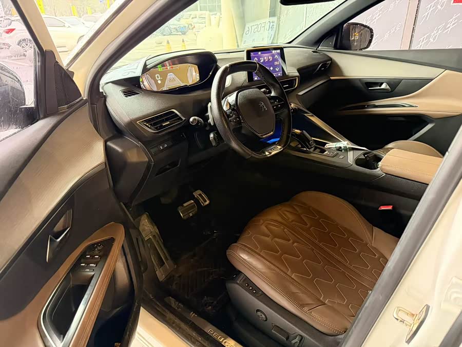 Peugeot 5008 2017 car image #4