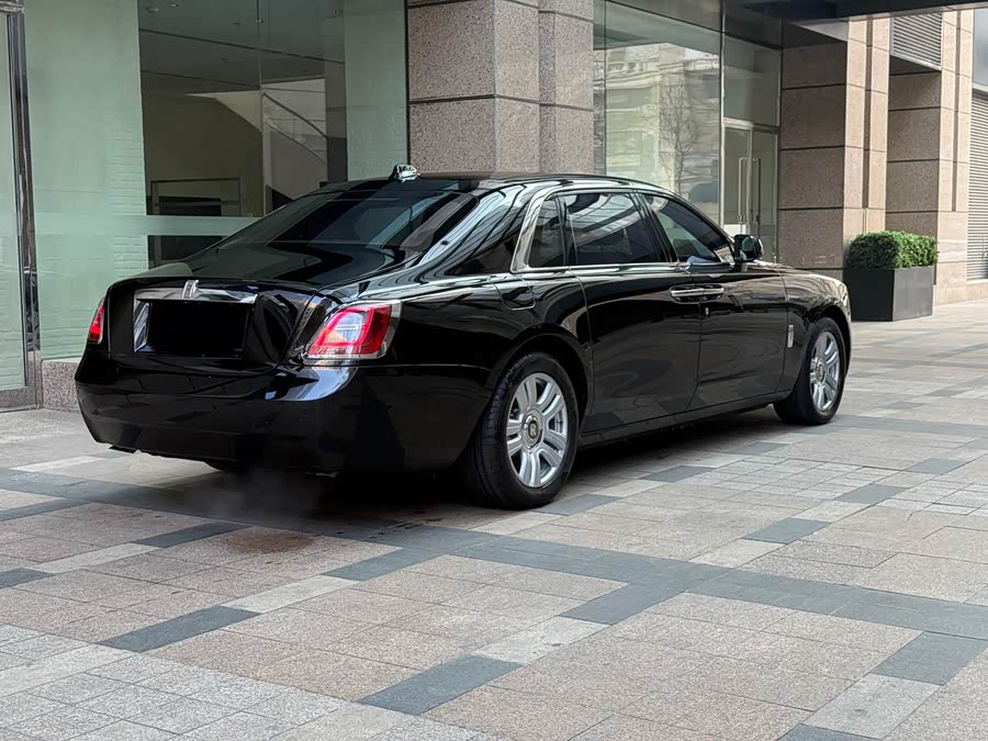 劳斯莱斯 古思特 2022 汽车图片 #4