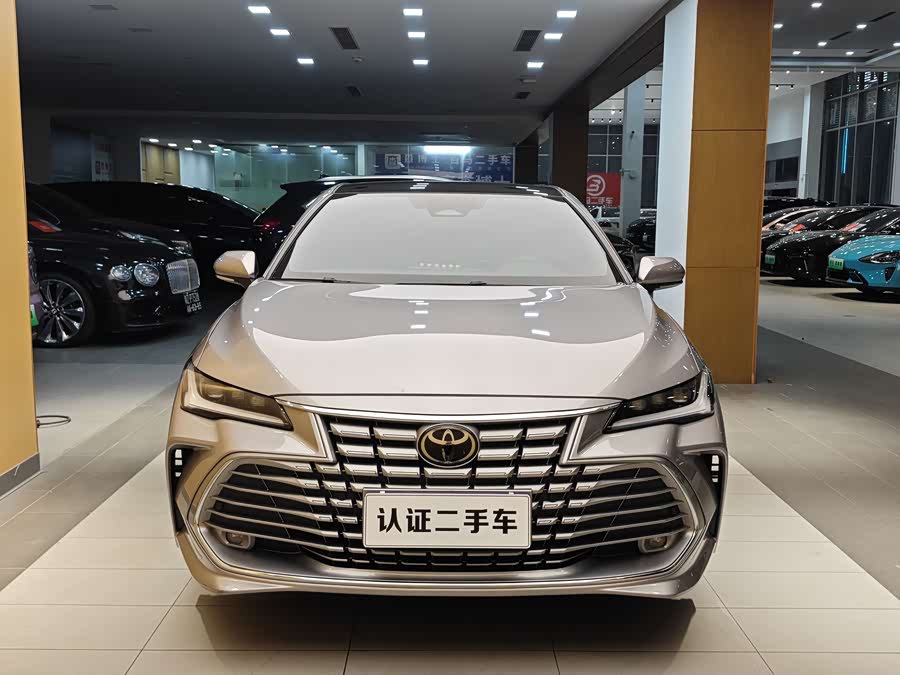 Toyota Avalon 2024 car image #4