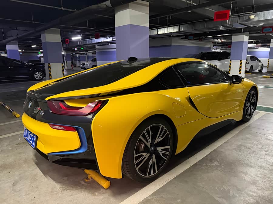 BMW i8 2015 #4 BMW i8 2015 car image #4