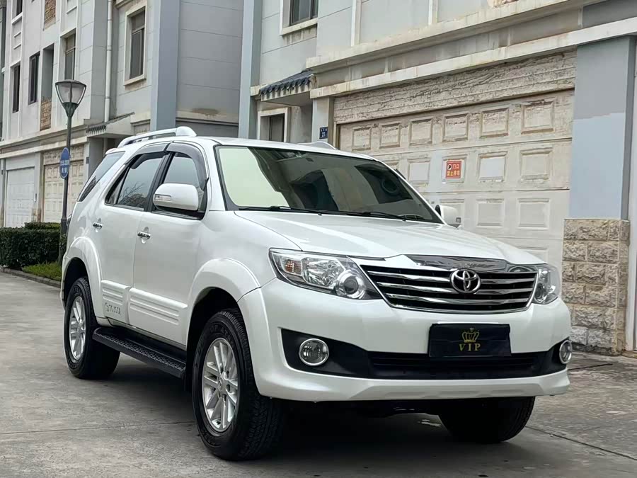 Toyota Fortuner 2017 #4 Toyota Fortuner 2017 immagine di auto #4
