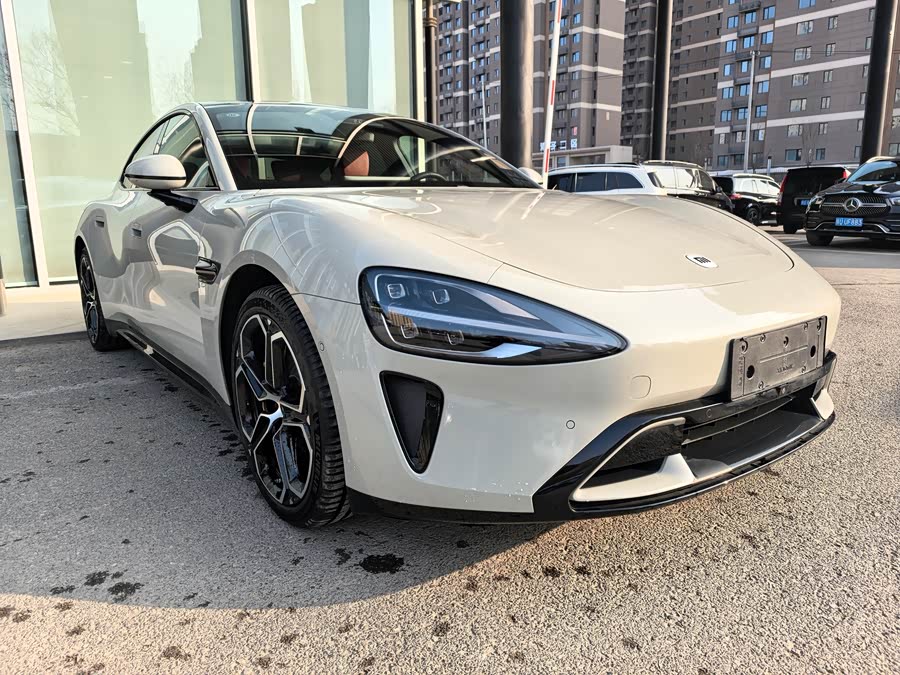 MI SU7 2024 image de voiture #4