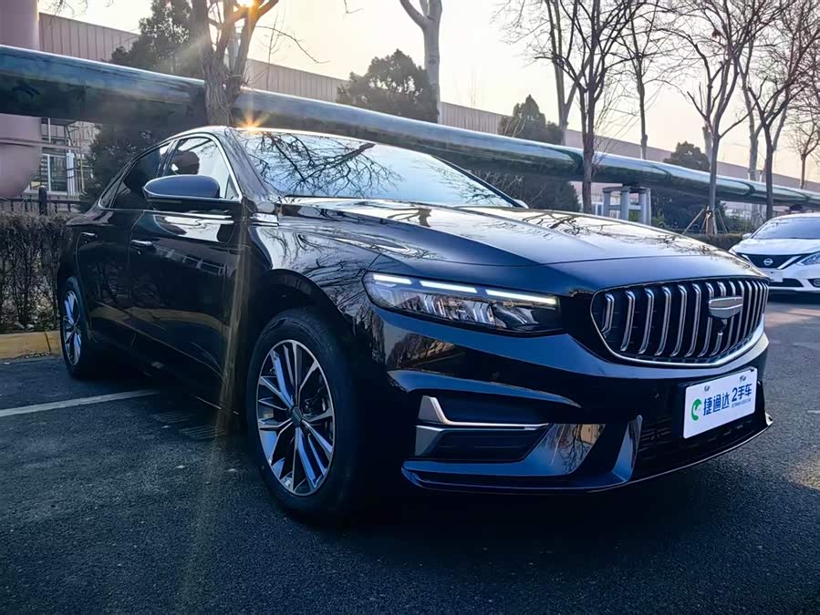 GEELY Preface 2025 car image #4