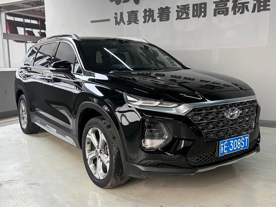 Hyundai Santa Fe 2021 car image #4