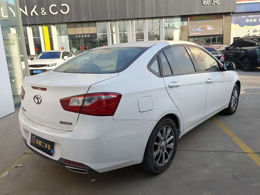 Soueast V5 Lingzhi 2014 car image #4