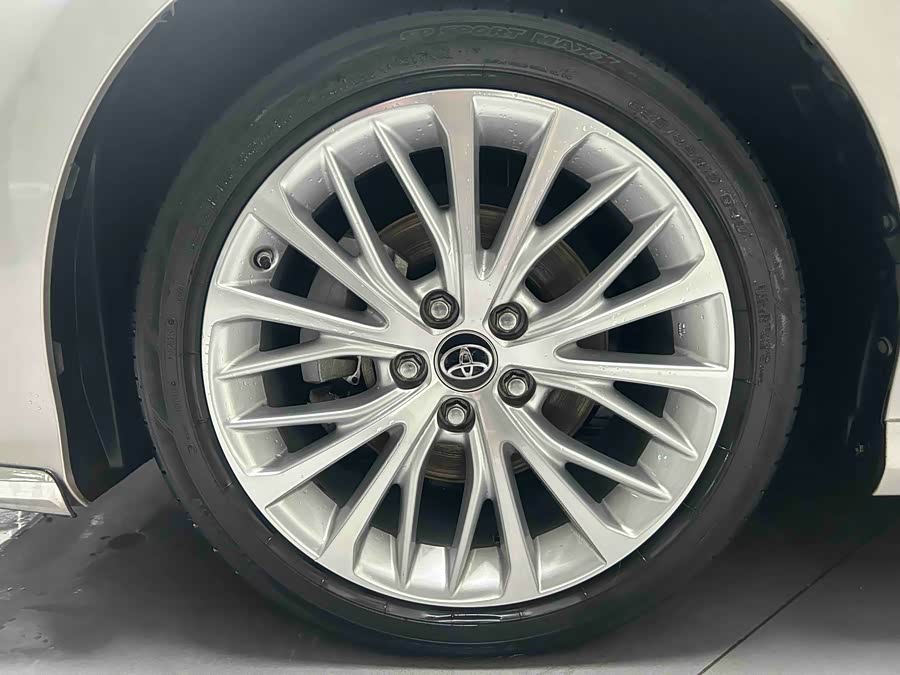Toyota Camry 2019 car image #4