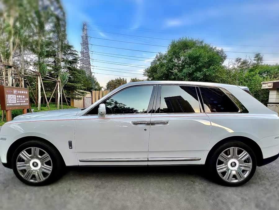 Rolls-Royce Cullinan 2020 #4 Rolls-Royce Cullinan 2020 car image #4