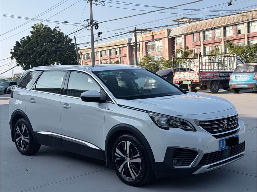 Peugeot 5008 2017 car image #4