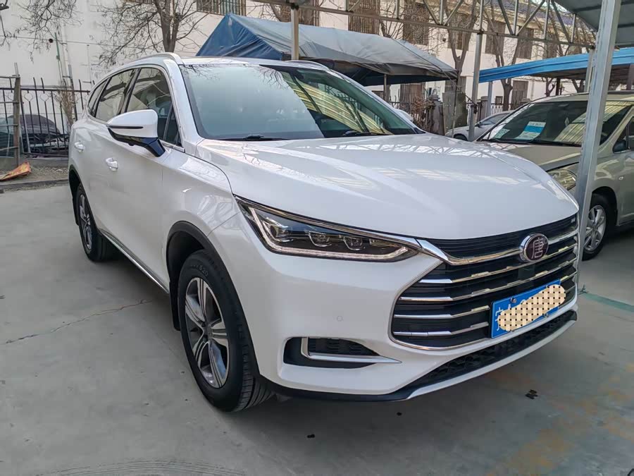 BYD Tang 2018 car image #4