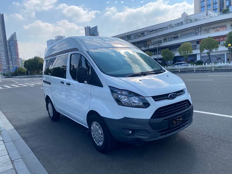 Ford Transit 2021 car image #4
