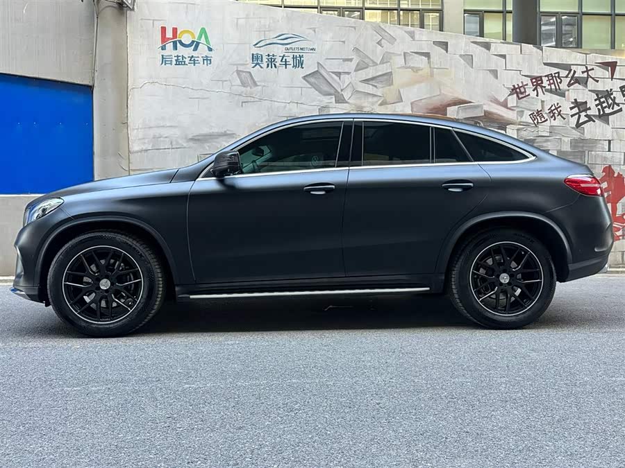Mercedes-Benz GLE Coupe 2019 #4 Mercedes-Benz GLE Coupe 2019 car image #4