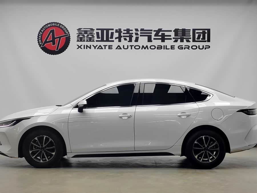 BYD Destroyer 05 2024 #4 BYD Destroyer 05 2024 car image #4
