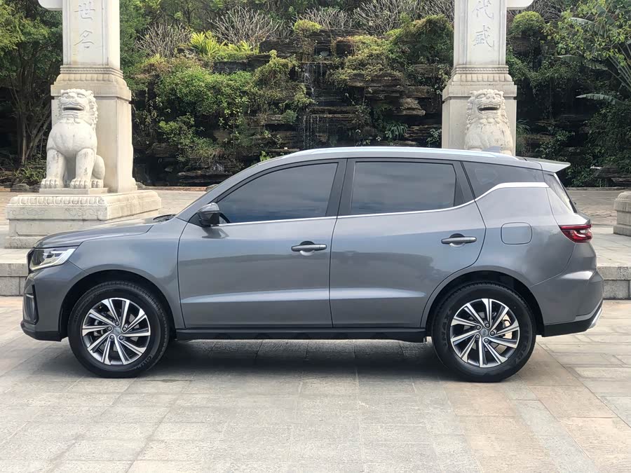 GEELY Vision X6 2022 car image #4