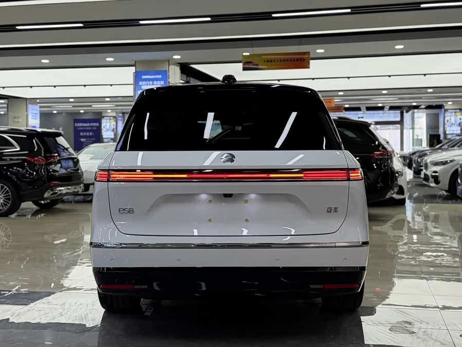 蔚来 蔚来ES8 2025 汽车图片 #4