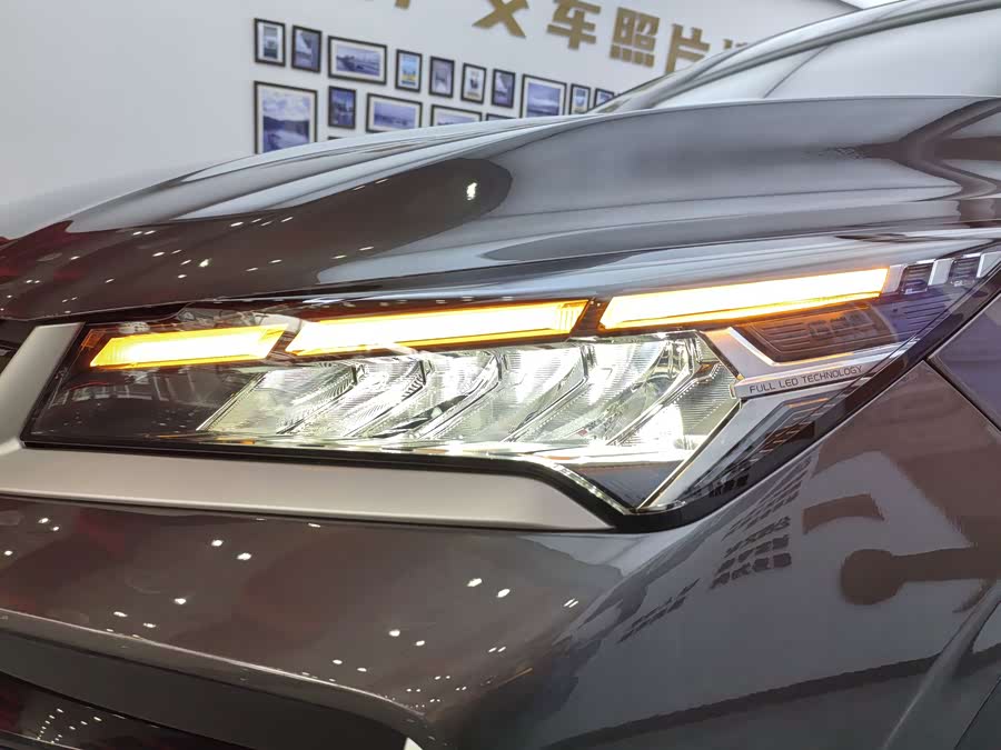 GEELY Coolray 2019 #4 GEELY Coolray 2019 car image #4