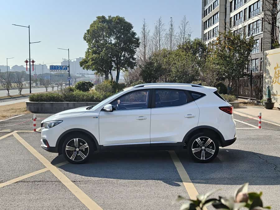 MG ZS 2017 #4 MG ZS 2017 car image #4