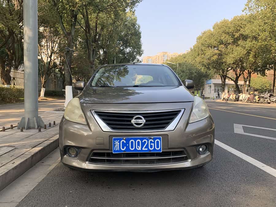 Nissan Sunny 2013 immagine di auto #4