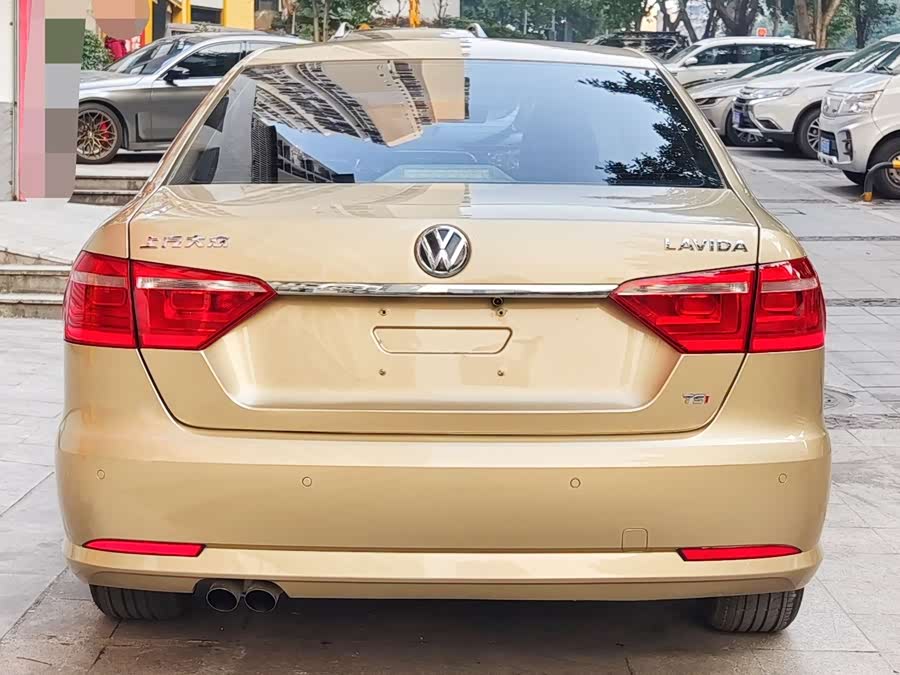 Volkswagen Lavida 2014 car image #4