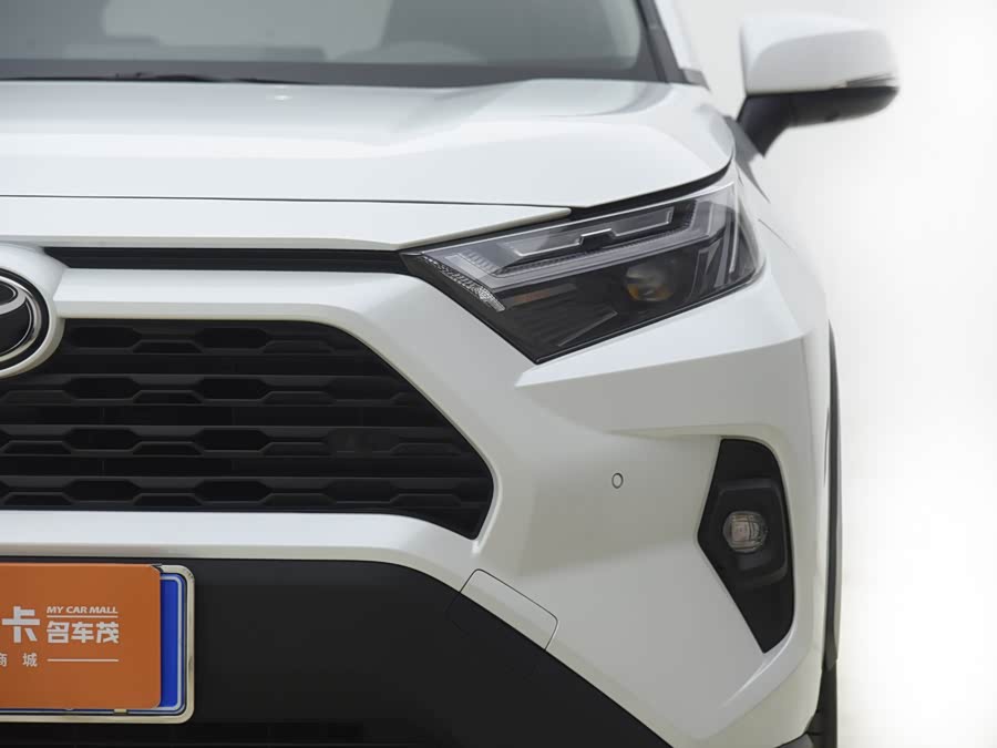 Toyota RAV4 2023 car image #4