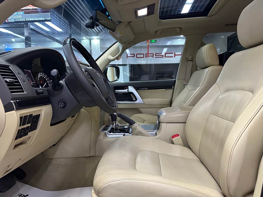 Toyota Land Cruiser 2016 #4 Toyota Land Cruiser 2016 car image #4