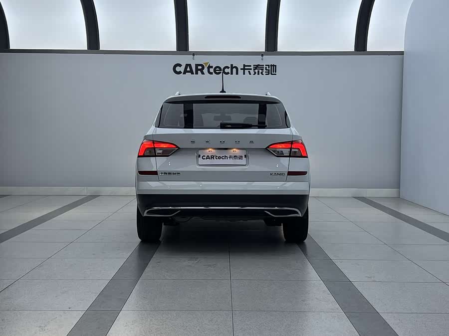 Skoda Kamiq 2024 imagen de coche #4