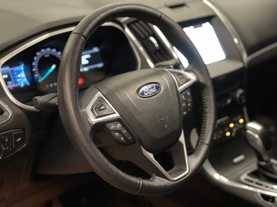 Ford Edge 2019 #4 Ford Edge 2019 car image #4