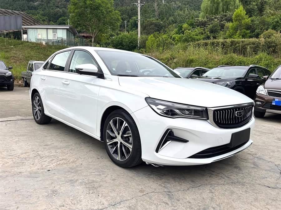 GEELY Emgrand 2022 car image #4